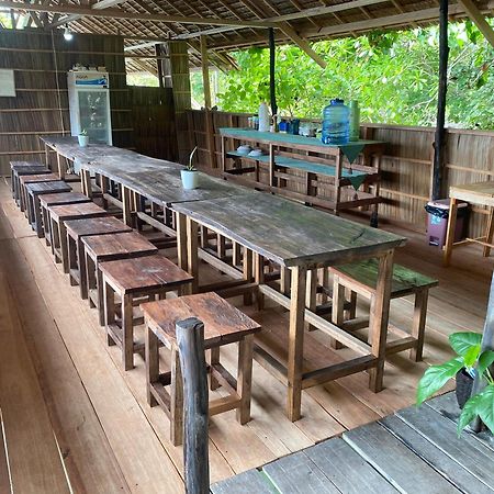 Mansuar Raja Ampat Bungalows Kri Екстер'єр фото